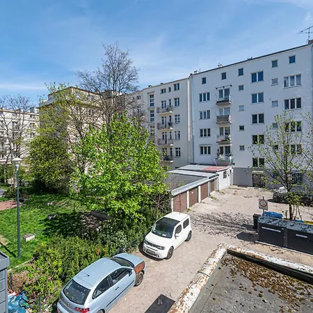 The Three Ambers - Zabookowani Appartement *