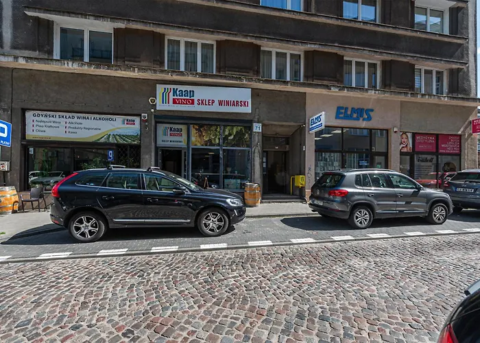 The Three Ambers Gdyně